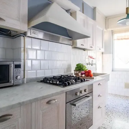 Appartamento-raffaello House-affitti Brevi Italia * ריבה טריגוסו