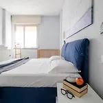 Appartamento-raffaello House-affitti Brevi Italia Διαμέρισμα