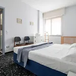 Appartamento-raffaello House-affitti Brevi Italia Διαμέρισμα